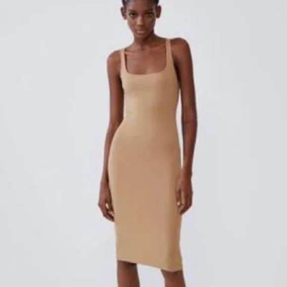 Zara Body Con Dress - Picture 1 of 6